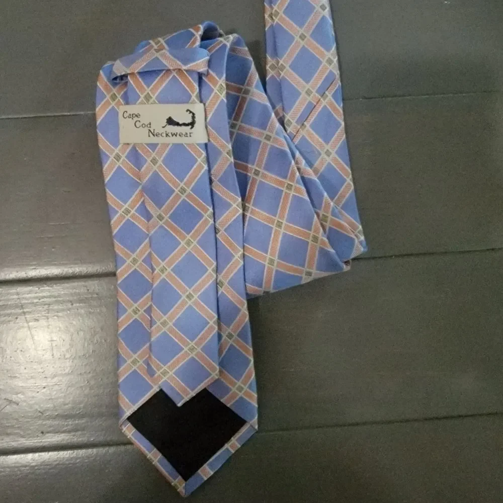 CAPE COD Neckwear Men's Blue Tie with Multicolor diamond Pattern